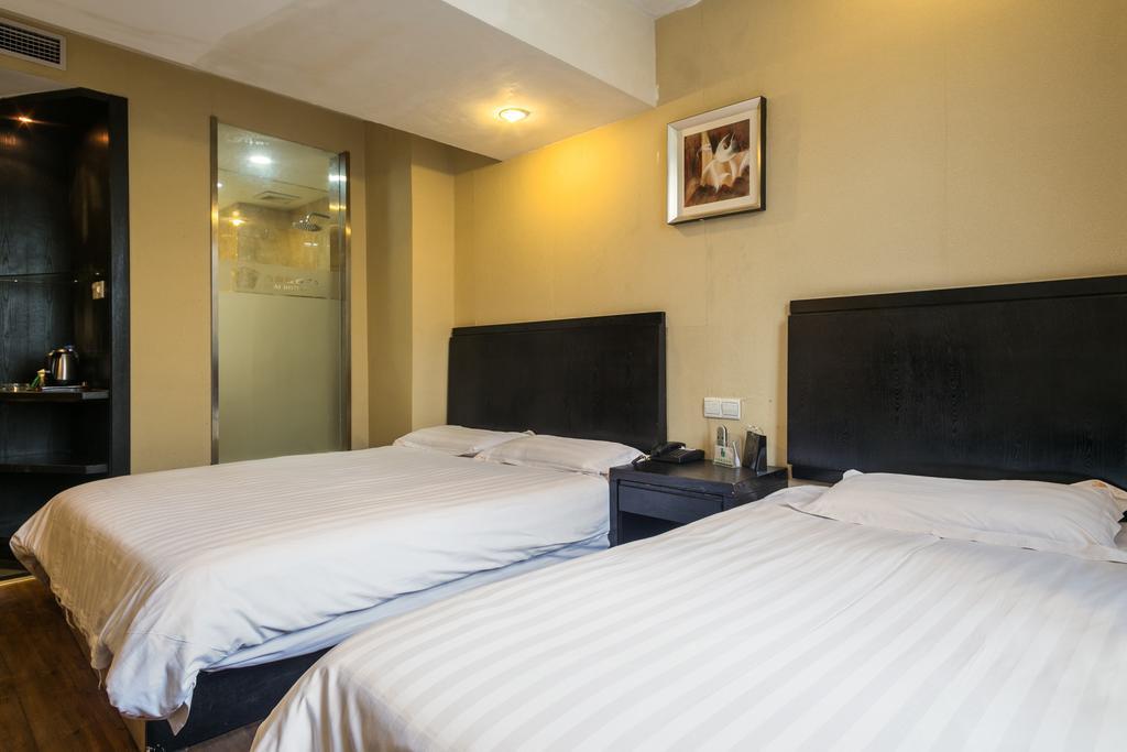Jitai Hotel - People'S Square Branch Shanghai Esterno foto
